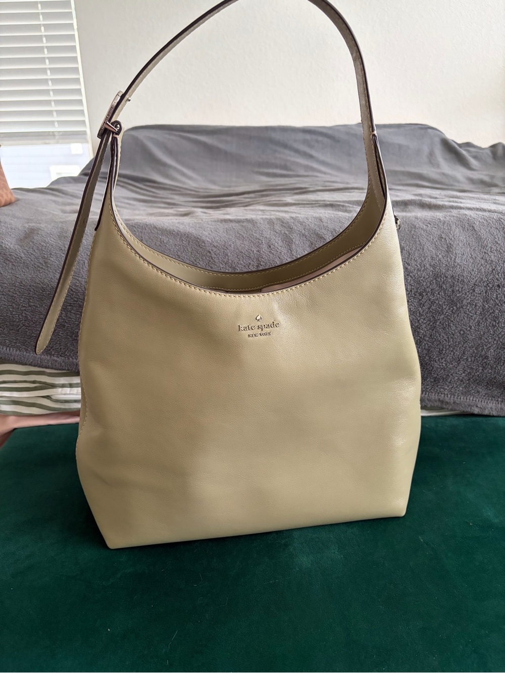kate spade leather shoulder bag in olive